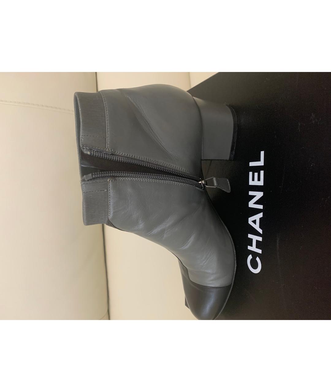 CHANEL Серые кожаные ботильоны, фото 3