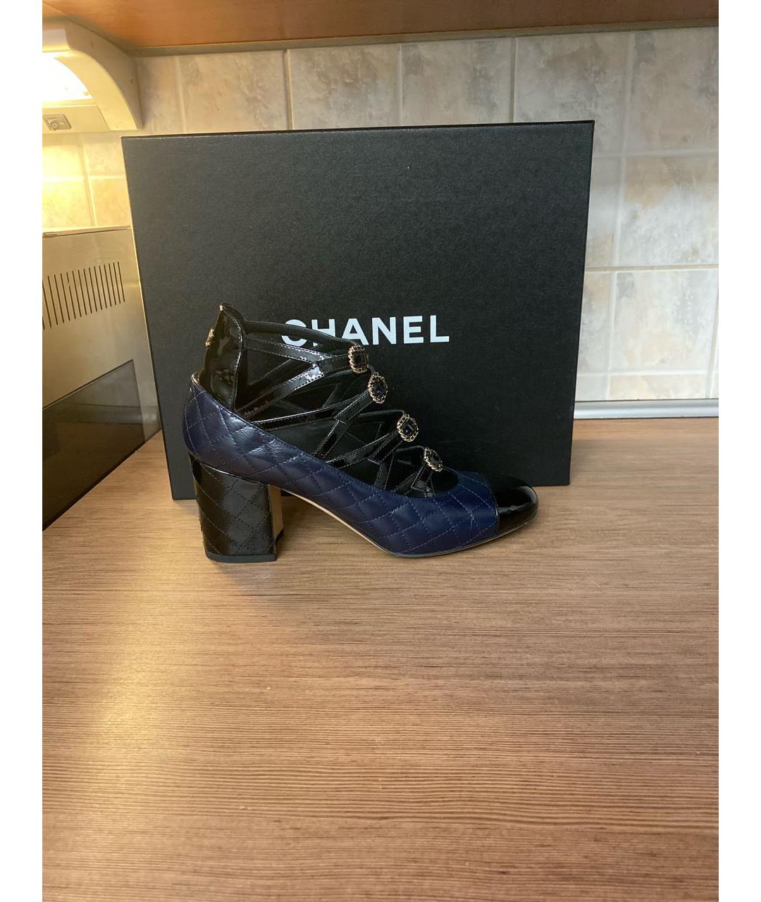 CHANEL Темно-синие кожаные туфли, фото 9