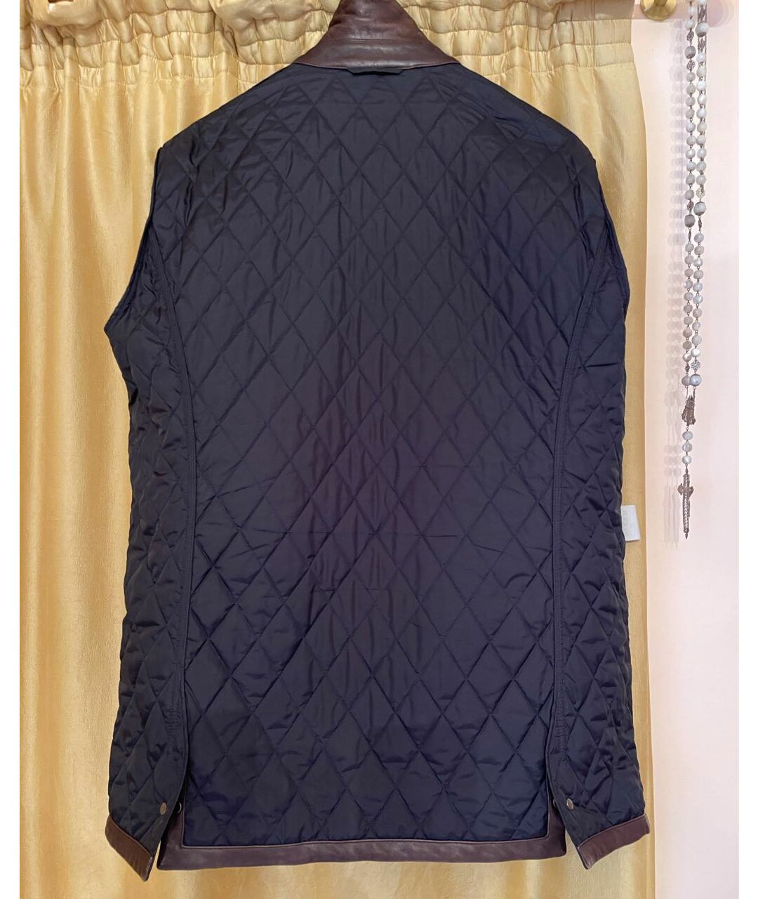 SALVATORE FERRAGAMO Черная полиэстеровая куртка, фото 3