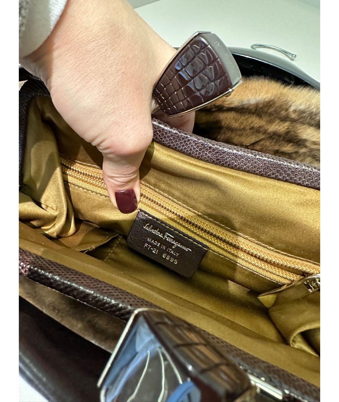 FERRAGAMO Коричневая меховая сумка через плечо, фото 5