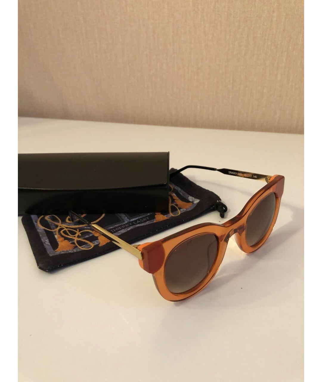 THIERRY LASRY Оранжевое пластиковые солнцезащитные очки, фото 2