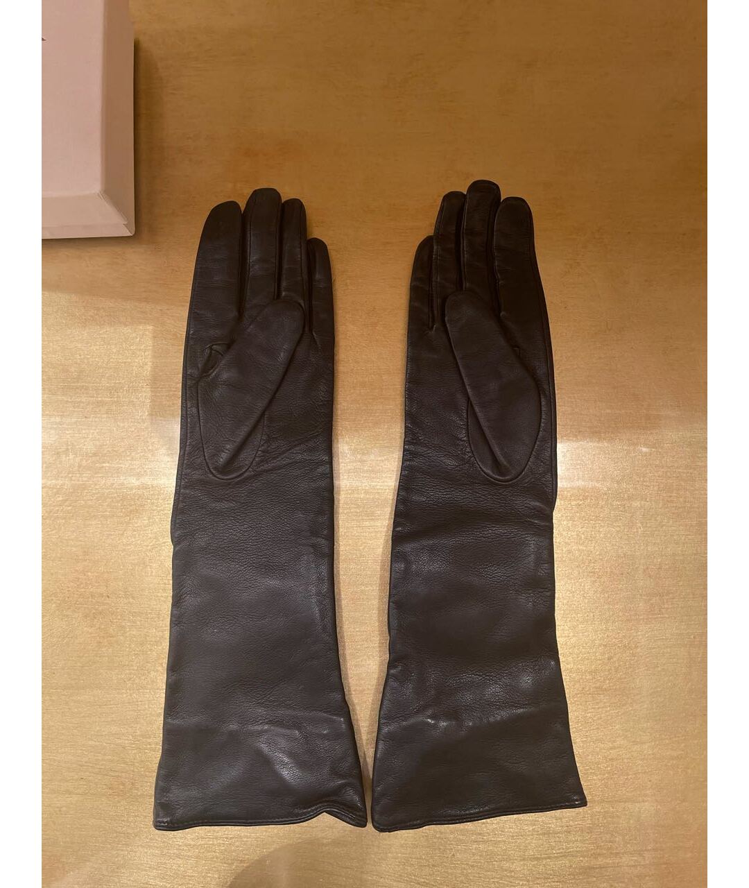 BURBERRY Черные кожаные перчатки, фото 2