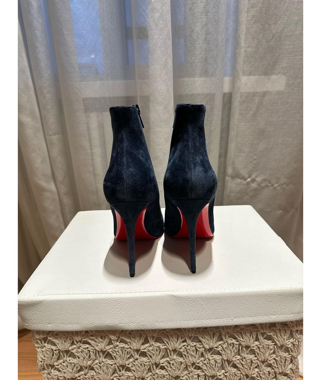 CHRISTIAN LOUBOUTIN Синие замшевые ботильоны, фото 4