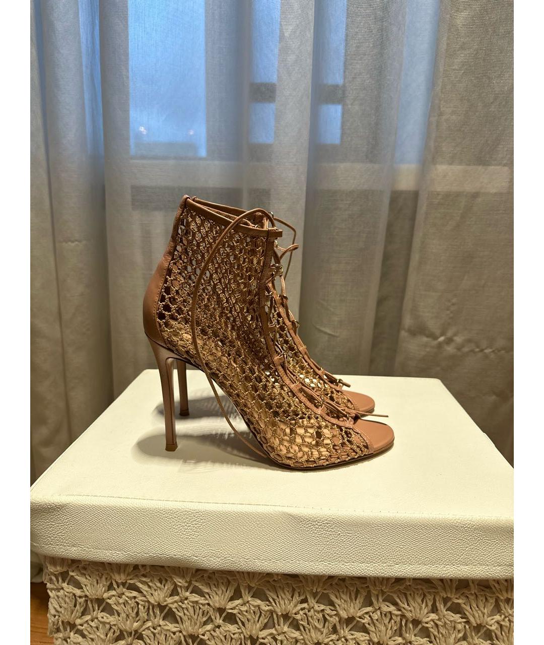 GIANVITO ROSSI Бежевые кожаные ботильоны, фото 6