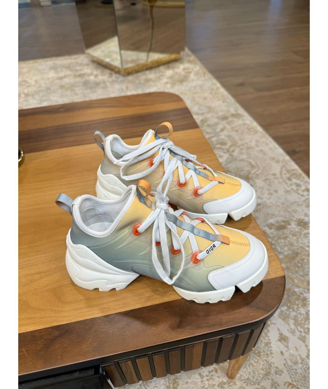 CHRISTIAN DIOR Оранжевое кожаные кроссовки, фото 2