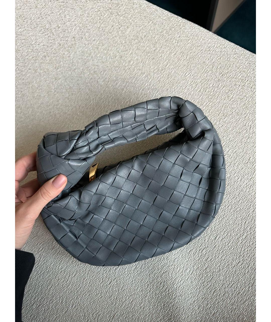 BOTTEGA VENETA Серая кожаная сумка с короткими ручками, фото 4
