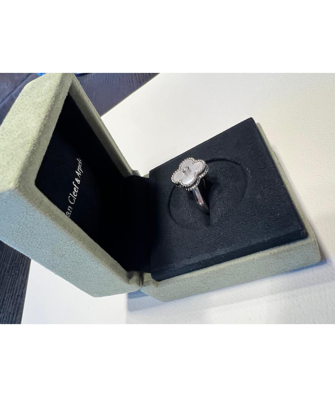 VAN CLEEF & ARPELS Белое кольцо из белого золота, фото 2