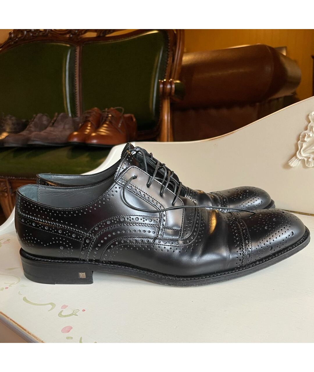 LOUIS VUITTON PRE-OWNED Черные кожаные низкие ботинки, фото 8