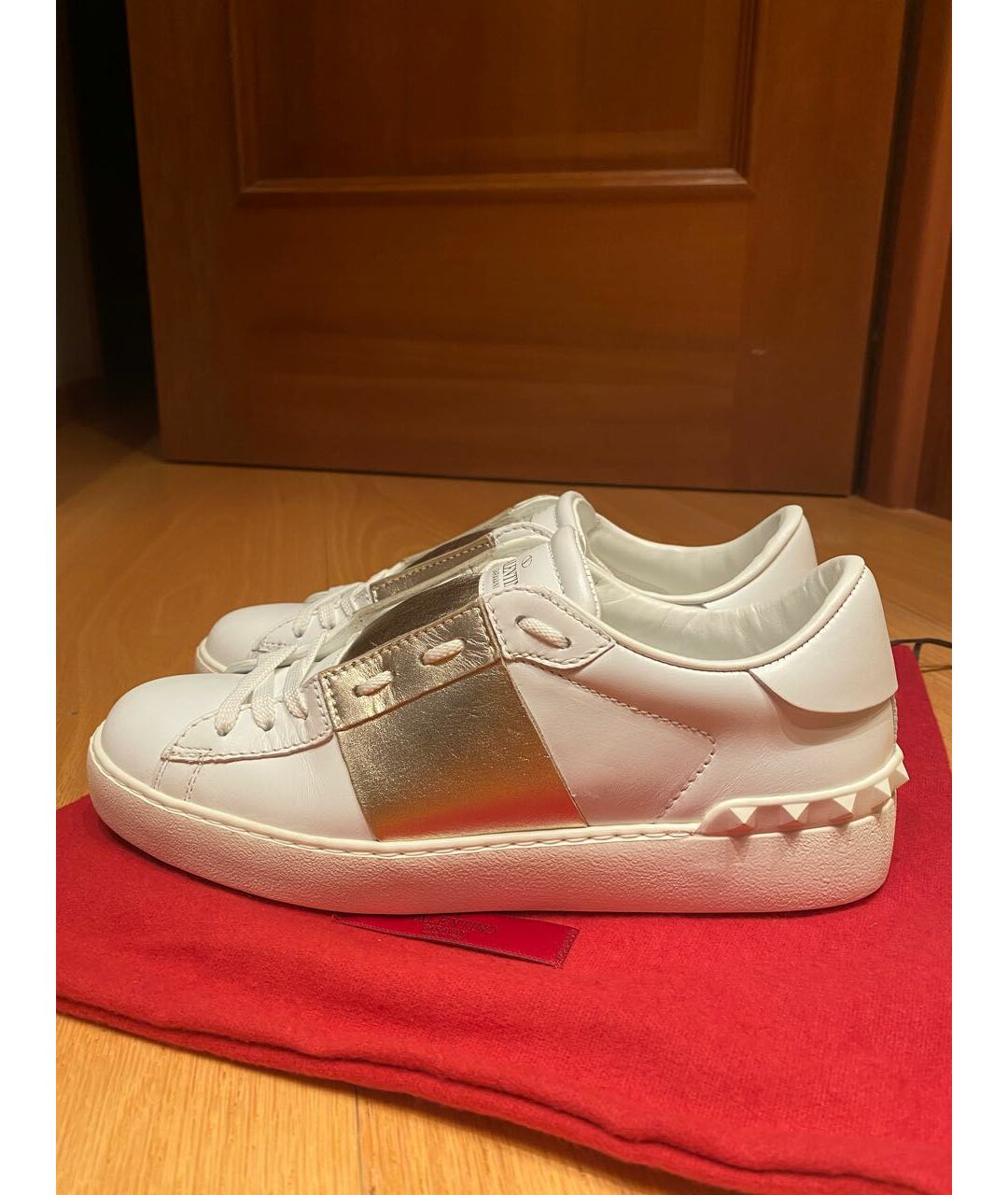 VALENTINO GARAVANI Белые кожаные кроссовки, фото 8