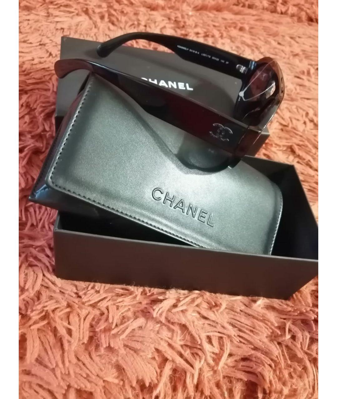 CHANEL PRE-OWNED Черные пластиковые солнцезащитные очки, фото 4