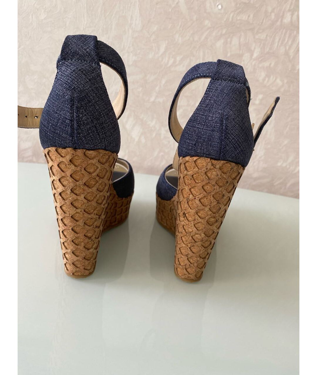 JIMMY CHOO Синие текстильные босоножки, фото 3