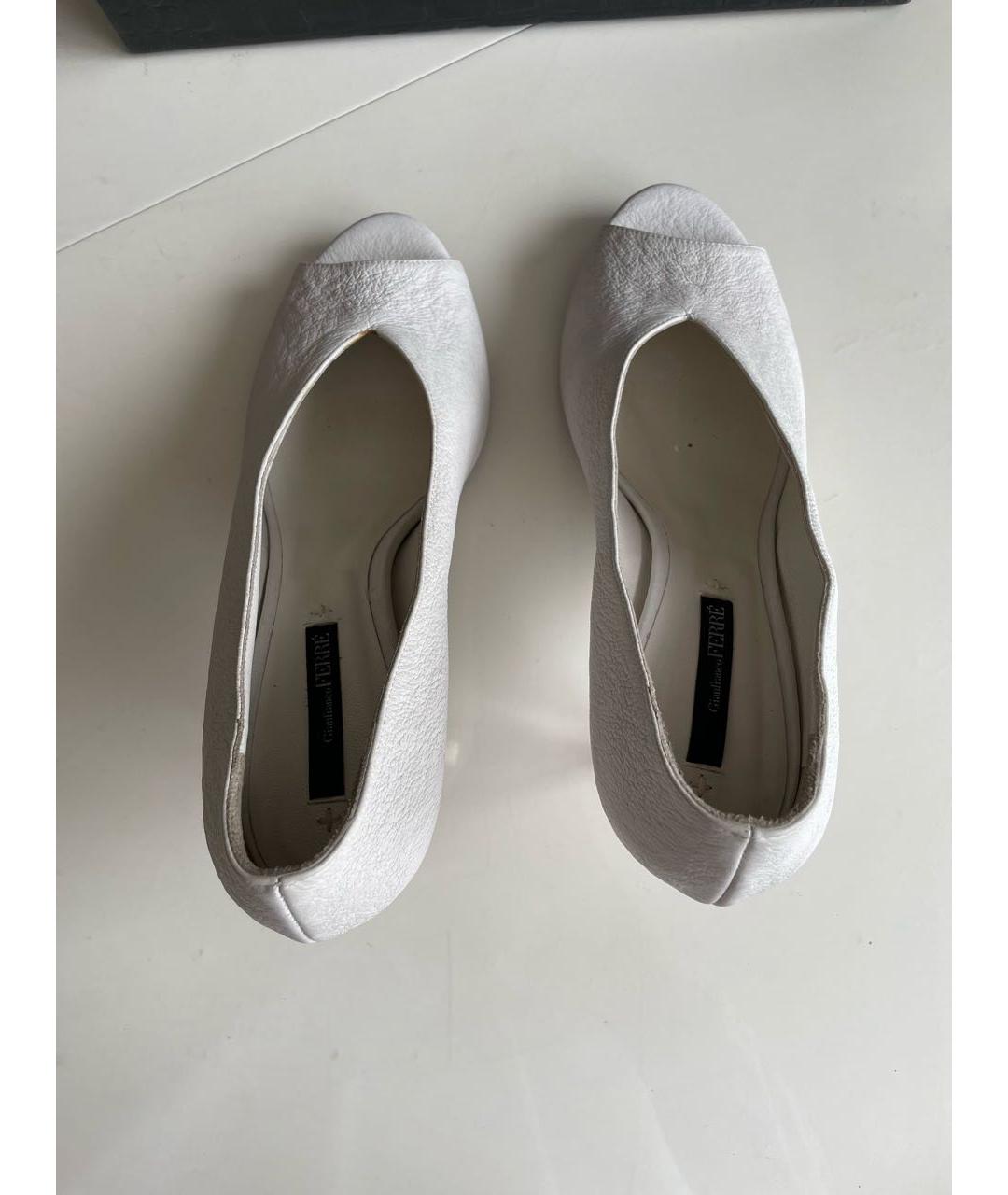 GIANFRANCO FERRE Белые кожаные туфли, фото 3