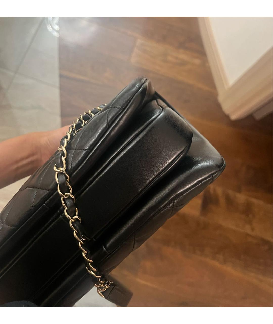 CHANEL Черная кожаная сумка с короткими ручками, фото 6