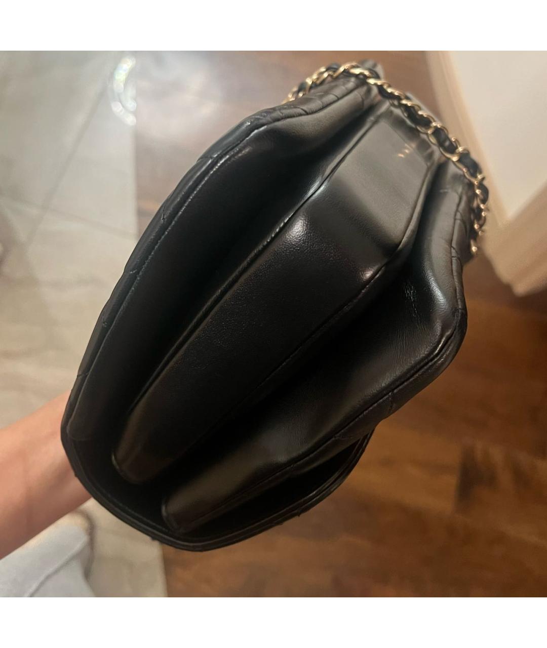 CHANEL Черная кожаная сумка с короткими ручками, фото 5