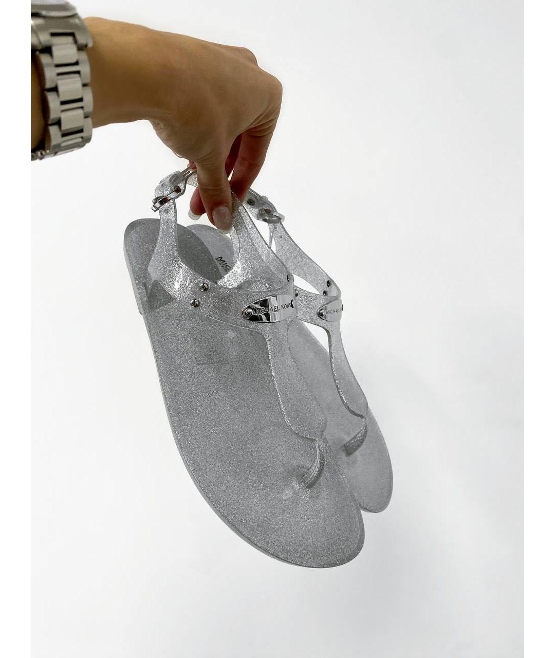 MICHAEL KORS Серебряные резиновые сандалии, фото 4
