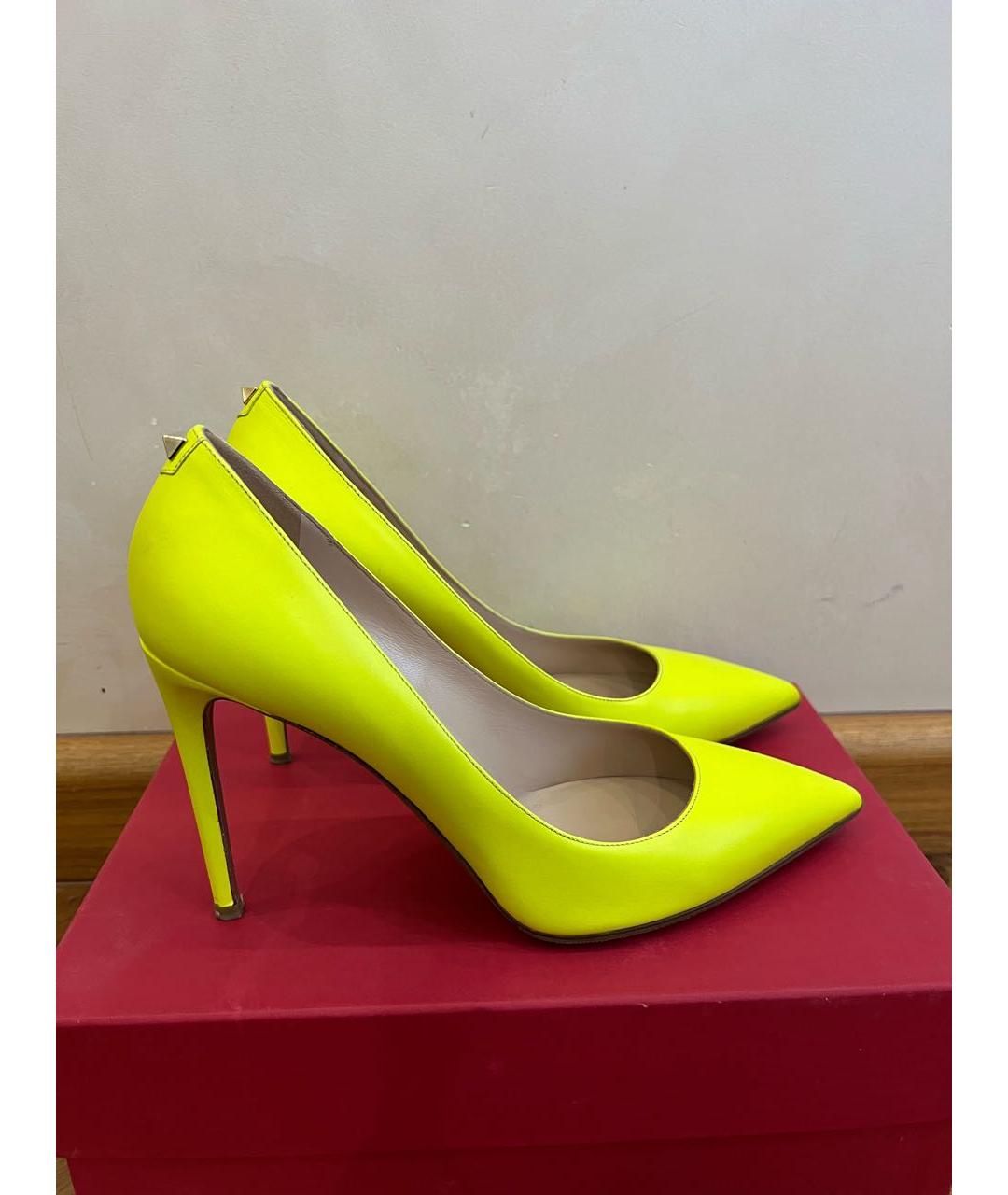 VALENTINO Желтые кожаные туфли, фото 5