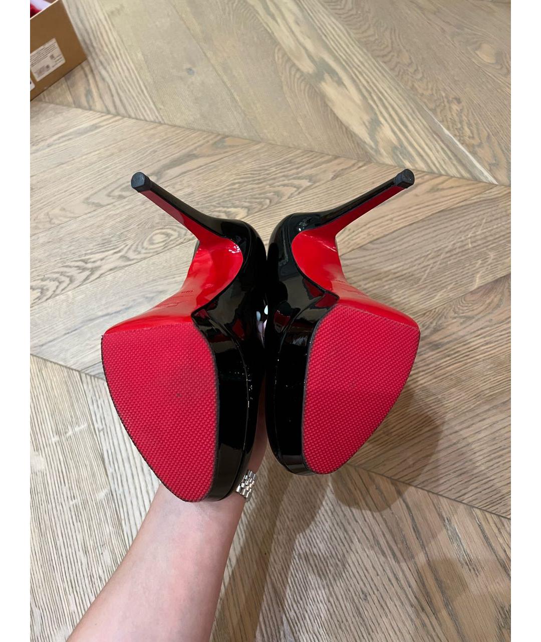 CHRISTIAN LOUBOUTIN Черные туфли из лакированной кожи, фото 5