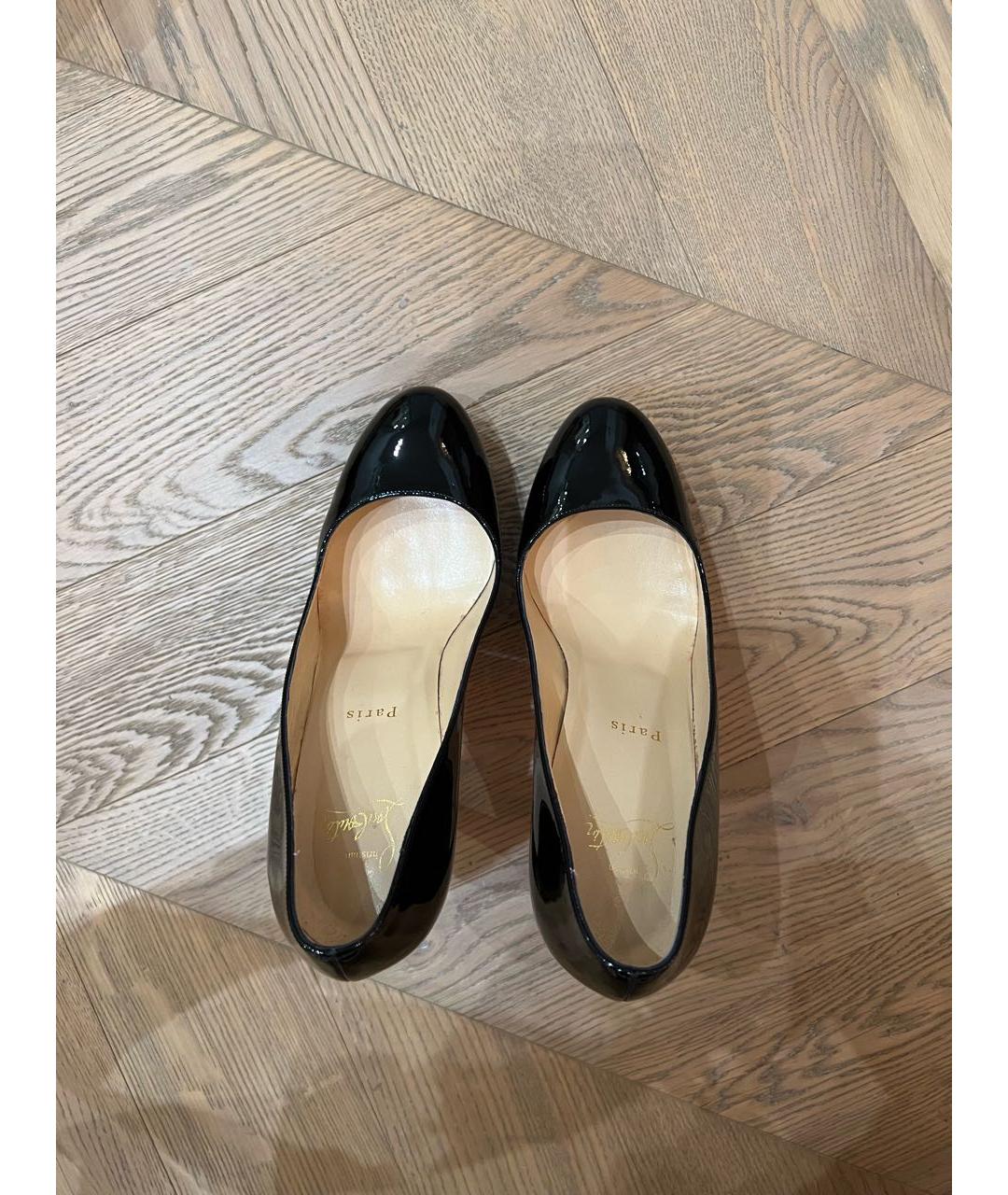 CHRISTIAN LOUBOUTIN Черные туфли из лакированной кожи, фото 3