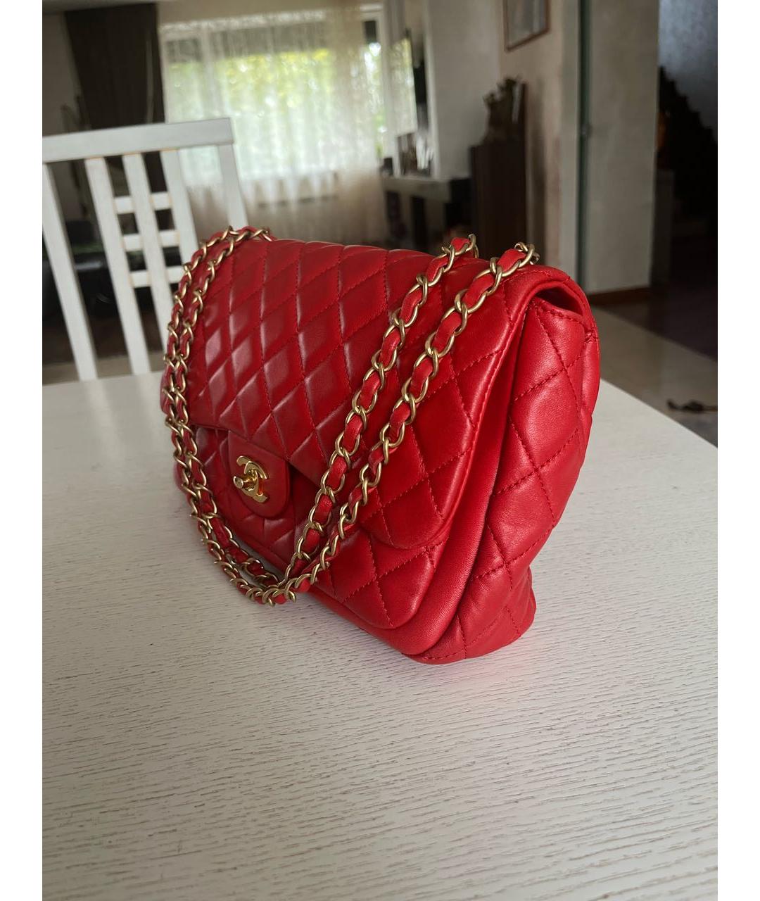 CHANEL Красная кожаная сумка через плечо, фото 3