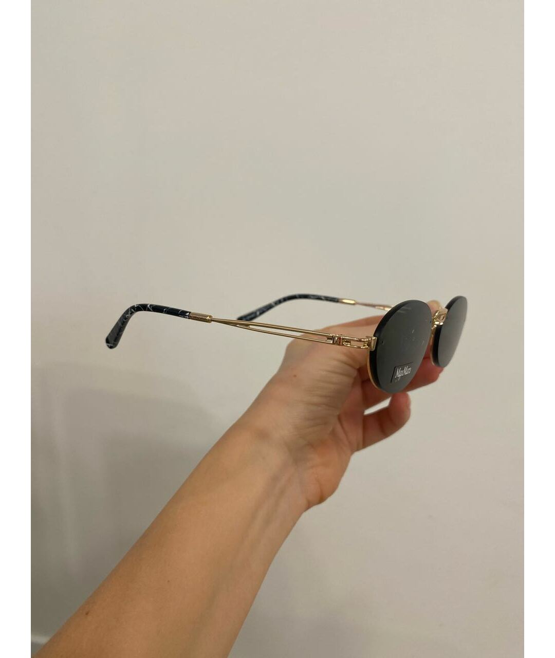 MAX MARA Черные пластиковые солнцезащитные очки, фото 2