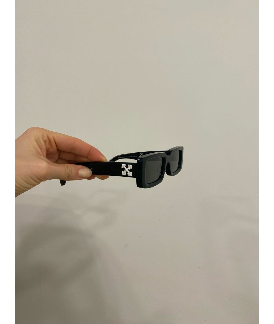 OFF-WHITE Черные пластиковые солнцезащитные очки, фото 2