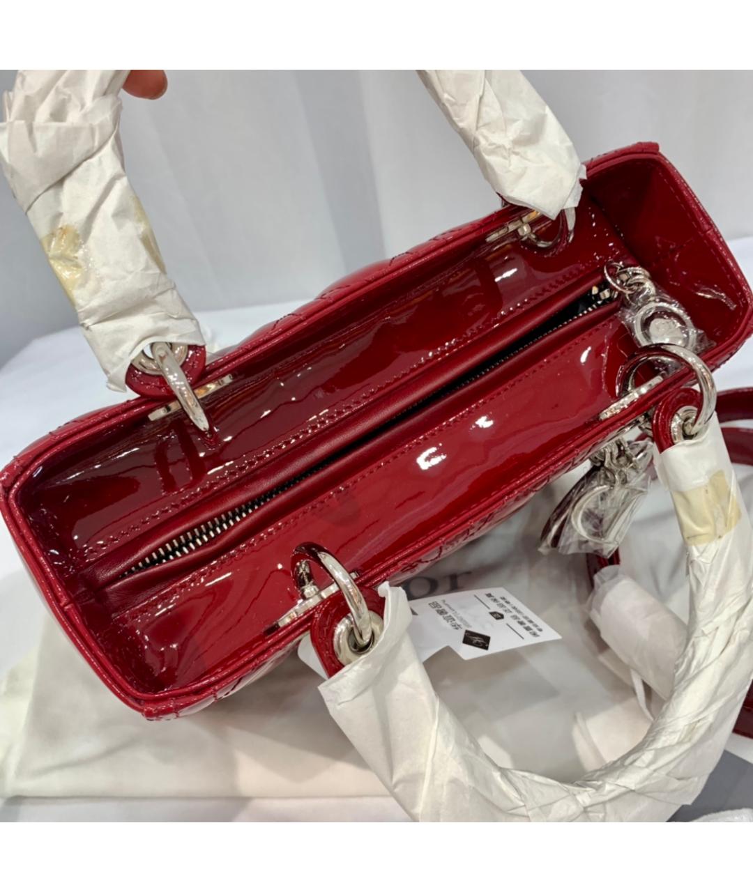 CHRISTIAN DIOR Красная сумка через плечо из лакированной кожи, фото 7