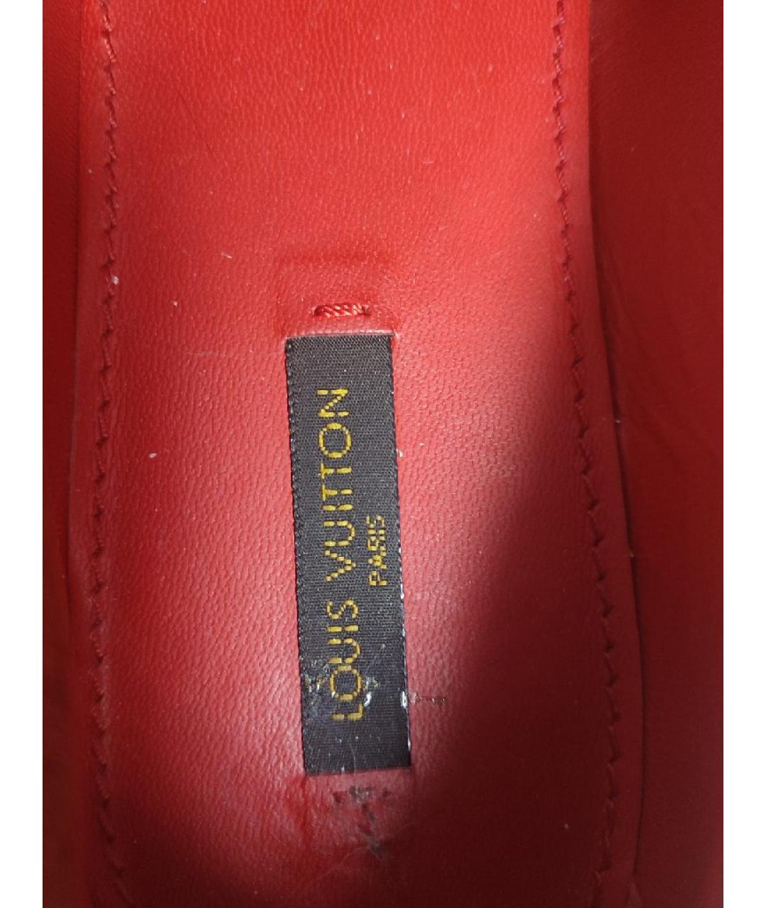 LOUIS VUITTON Красные замшевые лоферы, фото 5