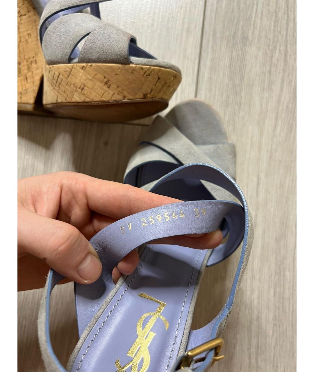 SAINT LAURENT Голубые замшевые босоножки, фото 6