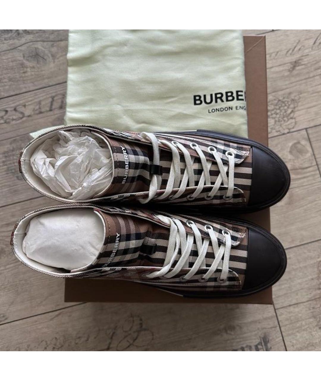 BURBERRY