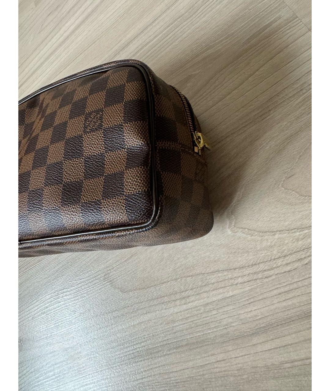 LOUIS VUITTON Коричневая косметичка, фото 6