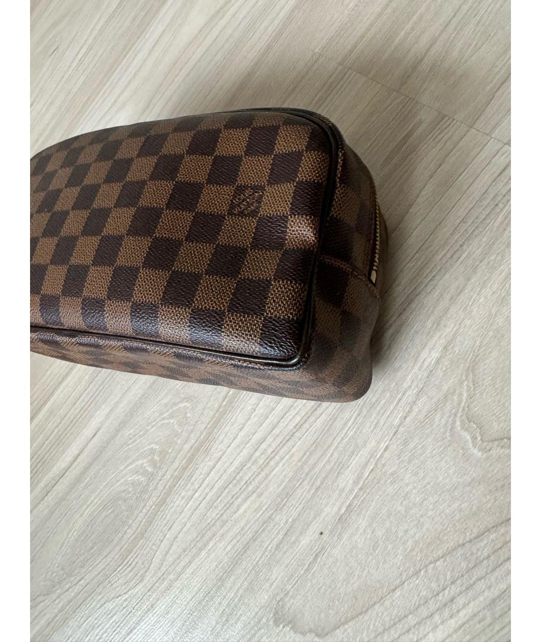 LOUIS VUITTON Коричневая косметичка, фото 4