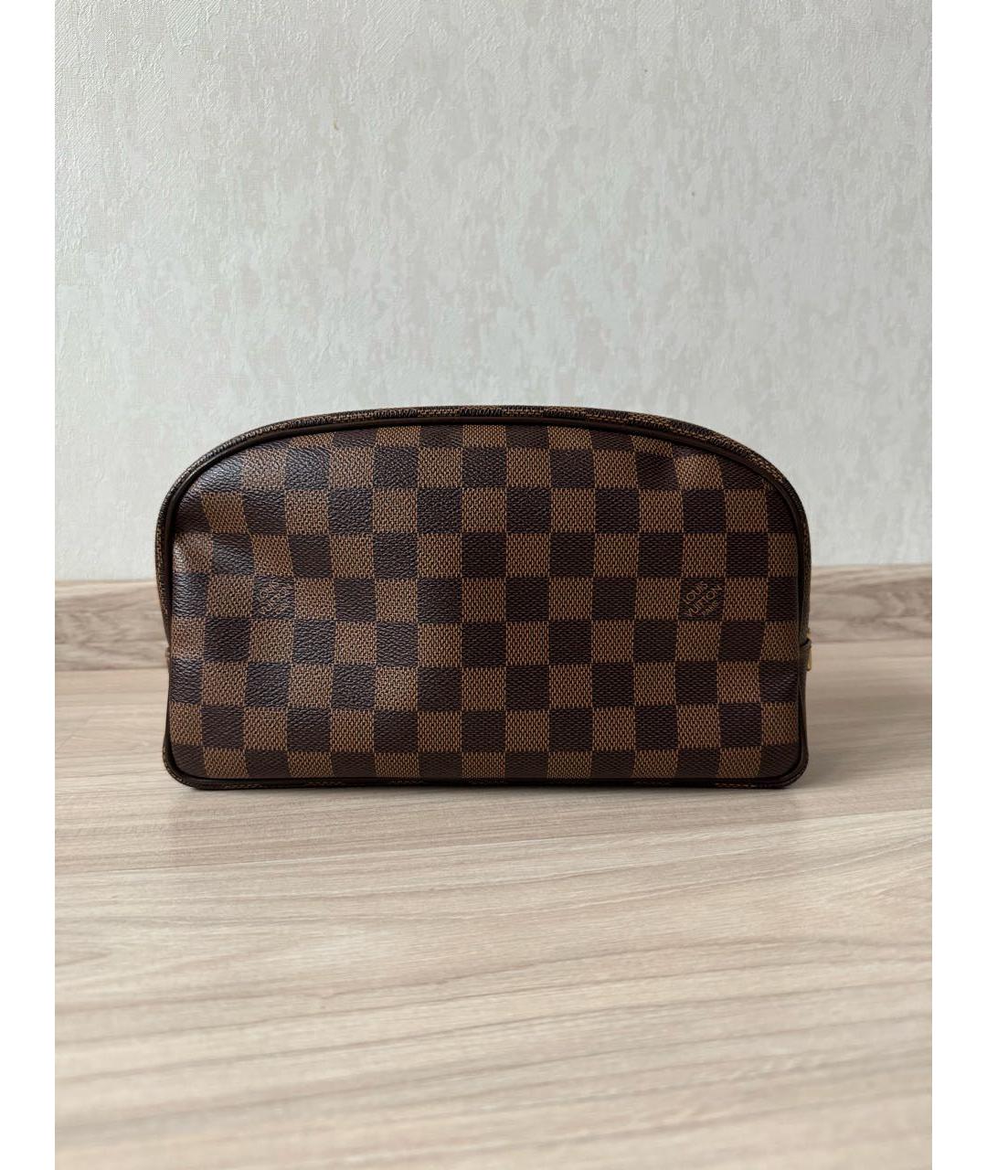 LOUIS VUITTON Коричневая косметичка, фото 2
