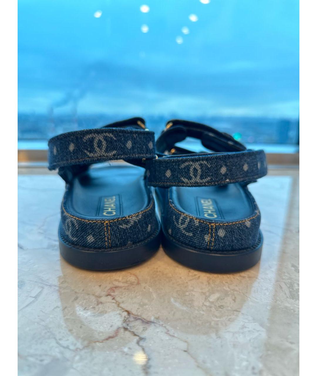 CHANEL PRE-OWNED Синие текстильные сандалии, фото 4