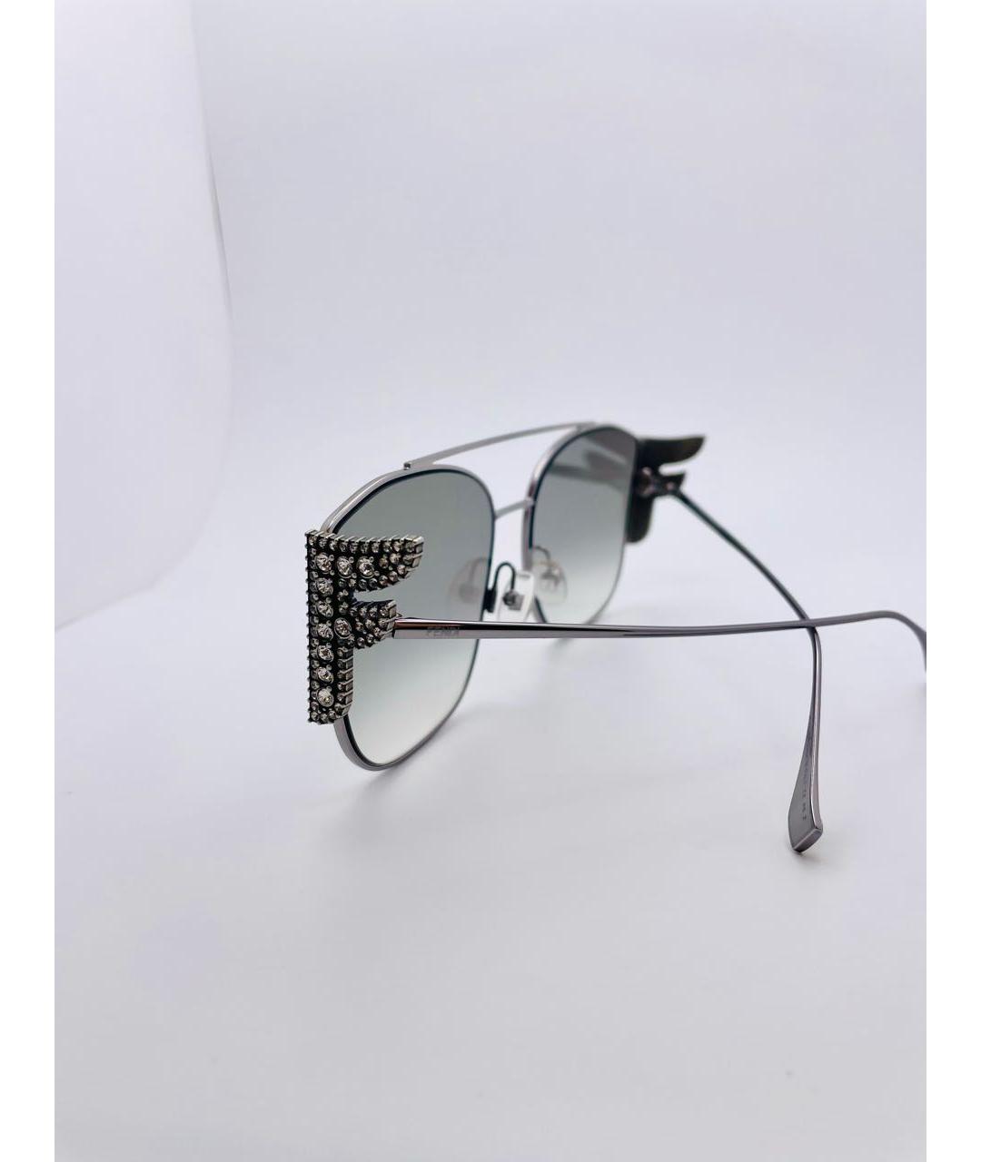 FENDI Серебряные металлические солнцезащитные очки, фото 2