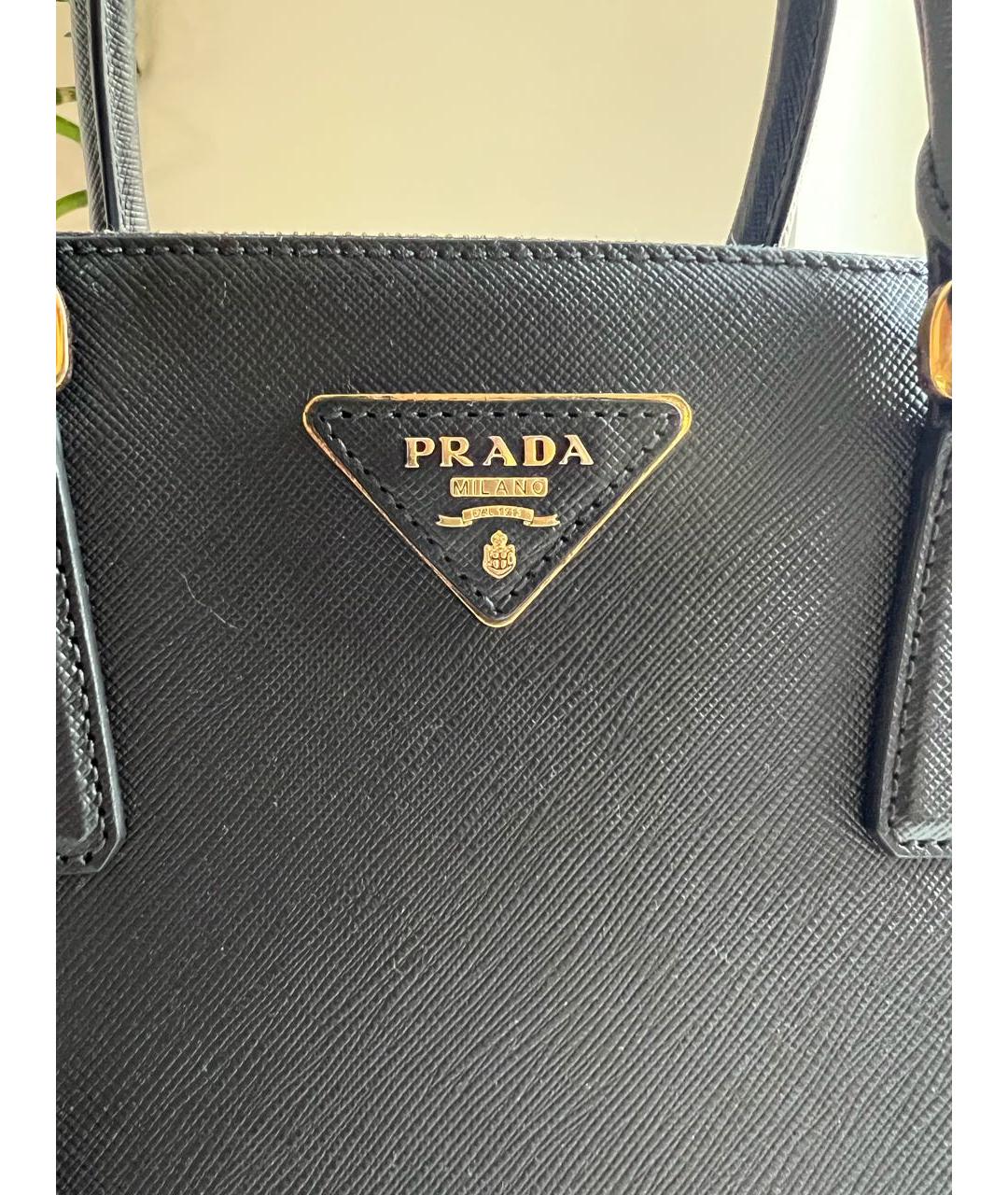 PRADA Черная сумка с короткими ручками, фото 3
