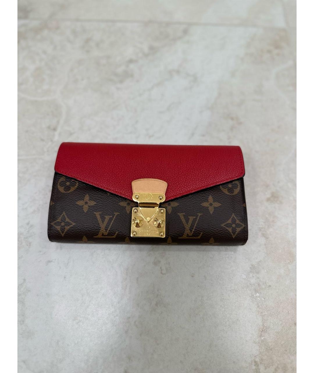 LOUIS VUITTON PRE-OWNED Коричневый кожаный кошелек, фото 8