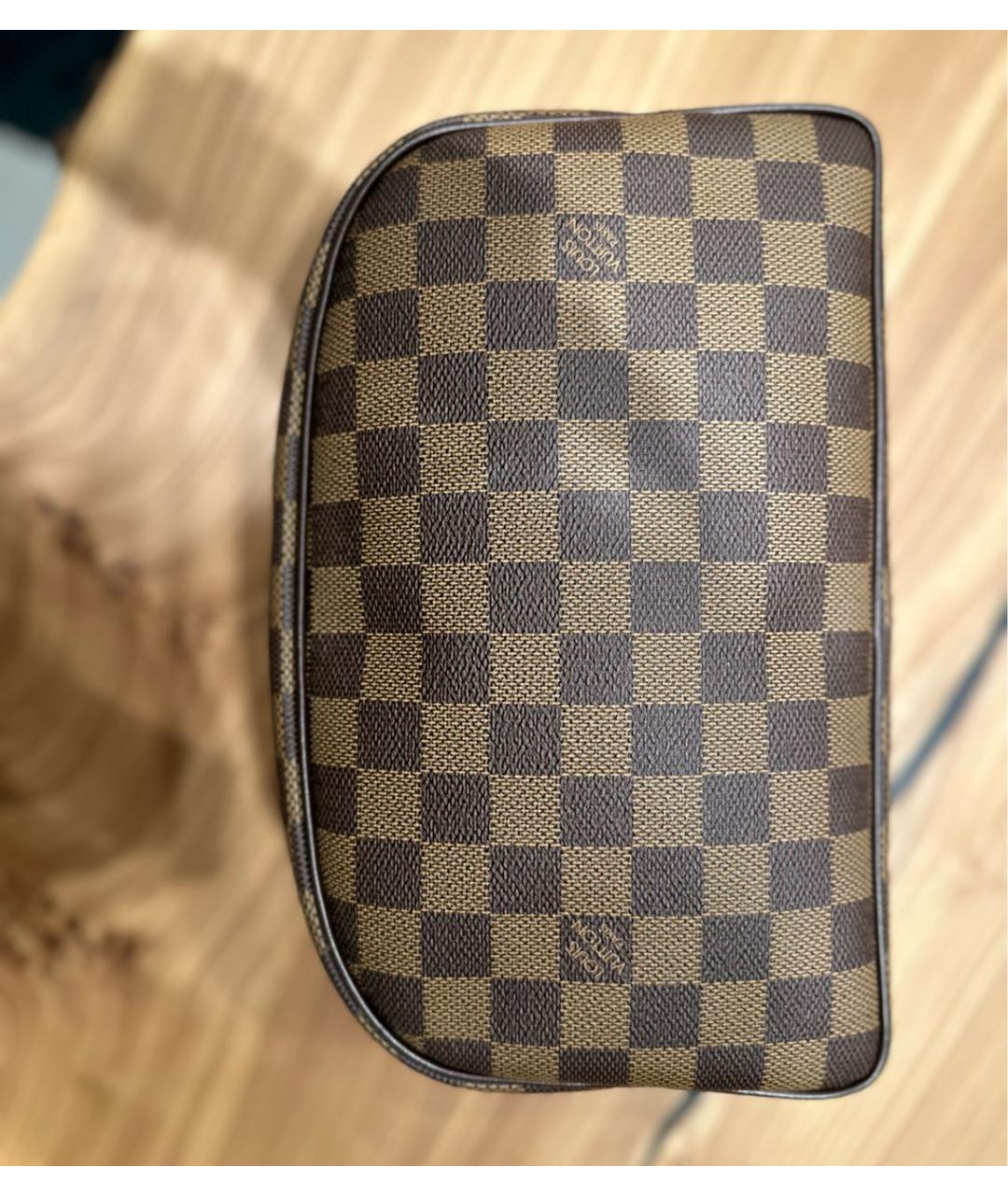 LOUIS VUITTON Коричневая кожаная косметичка, фото 3