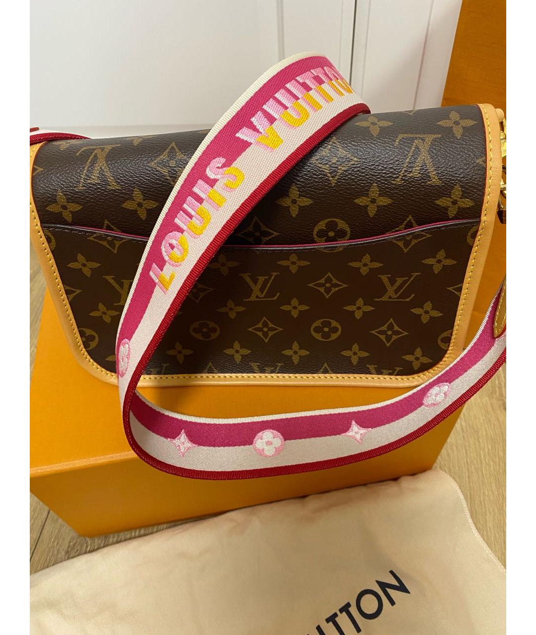 LOUIS VUITTON Коричневая кожаная сумка через плечо, фото 5