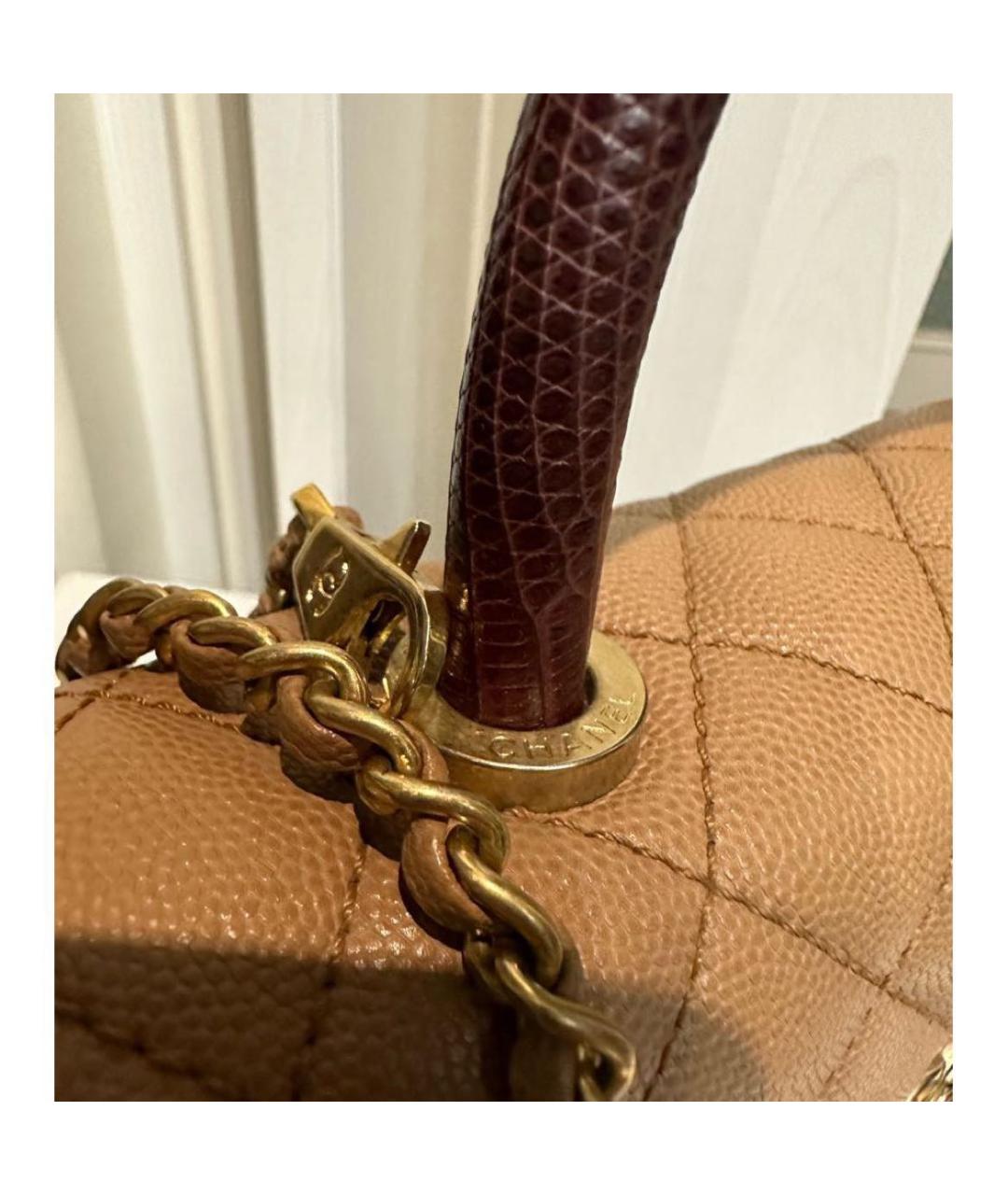 CHANEL Бежевая кожаная сумка с короткими ручками, фото 6