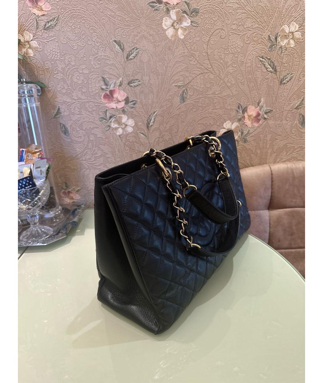 CHANEL Черная кожаная сумка тоут, фото 2