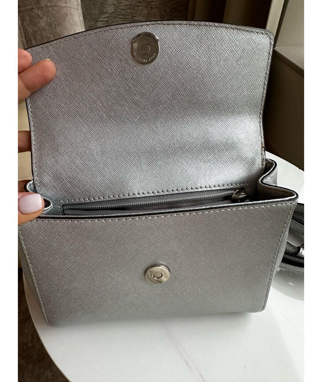 MICHAEL KORS Серебряная кожаная сумка с короткими ручками, фото 7