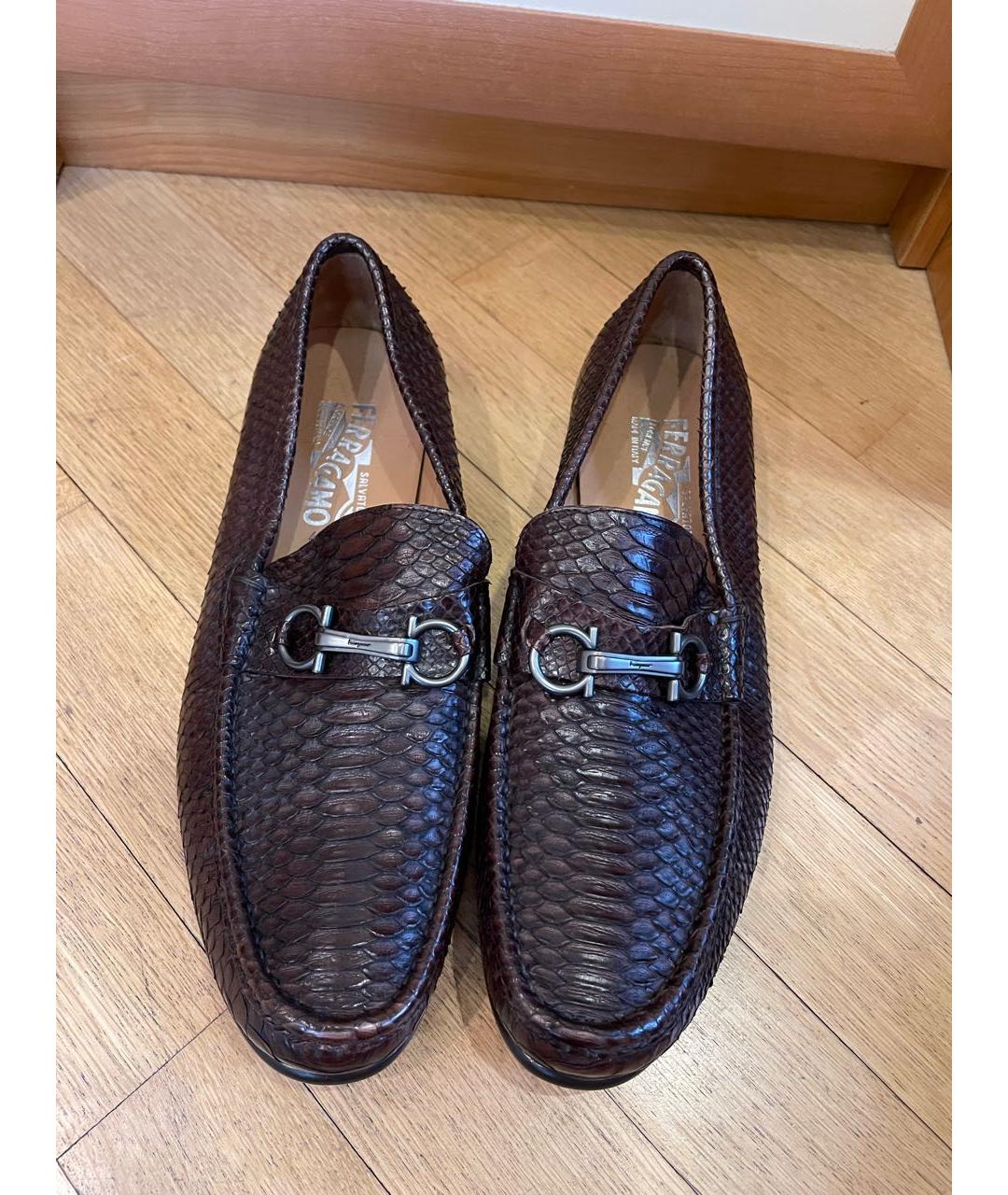 FERRAGAMO Коричневые кожаные мокасины, фото 3