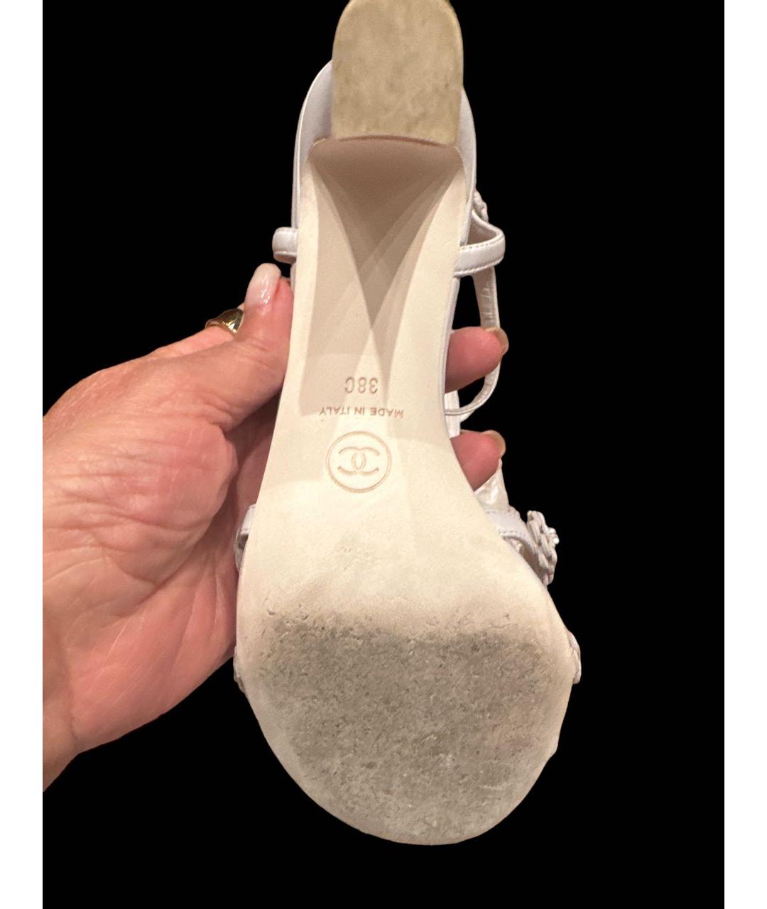 CHANEL Белые кожаные босоножки, фото 4
