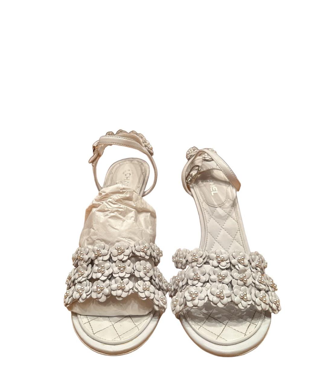 CHANEL Белые кожаные босоножки, фото 3