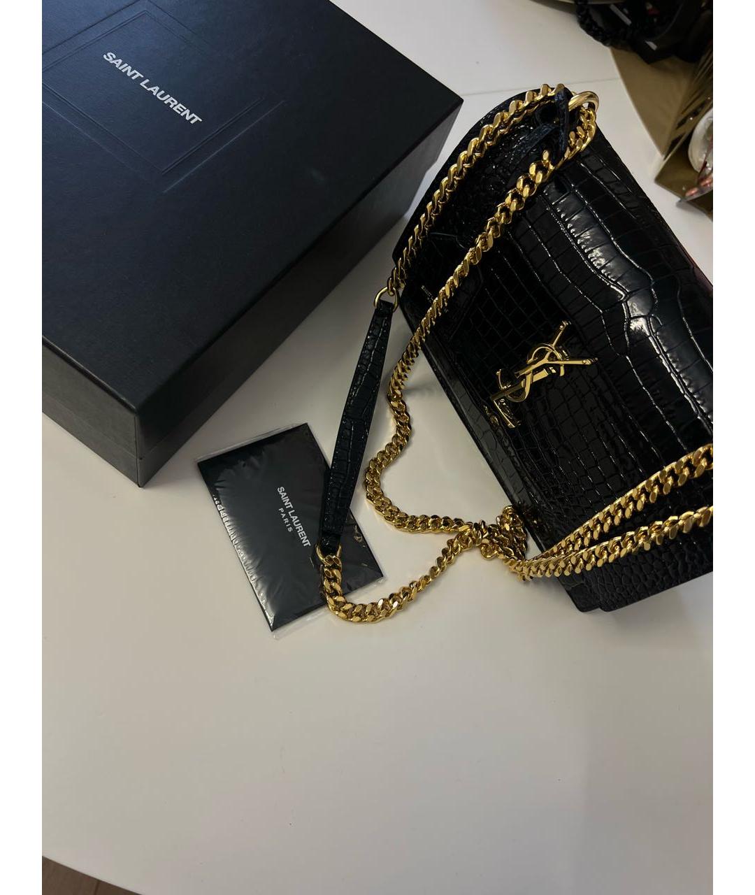 SAINT LAURENT Черная сумка через плечо из лакированной кожи, фото 4