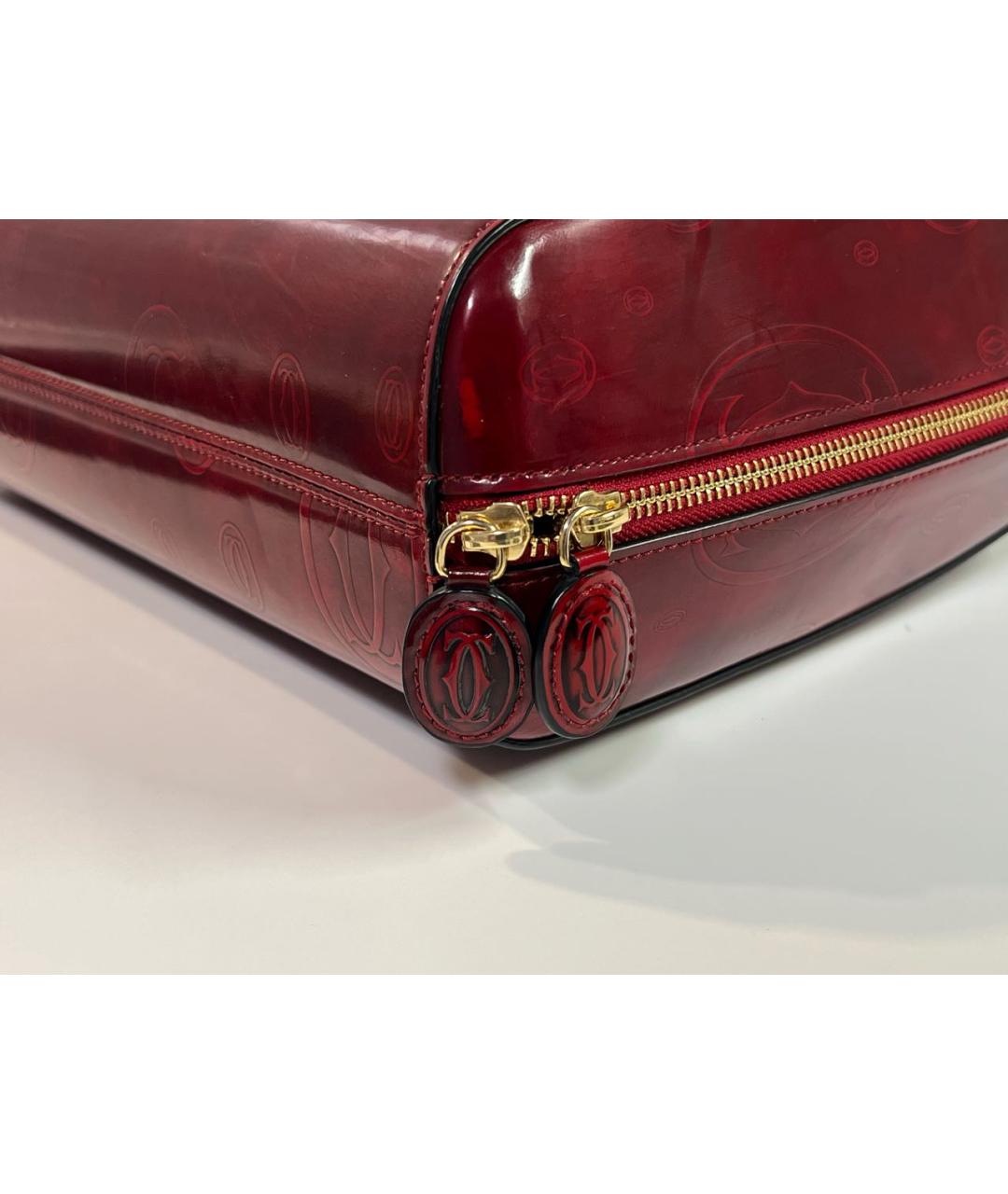 CARTIER Красная сумка с короткими ручками из лакированной кожи, фото 4