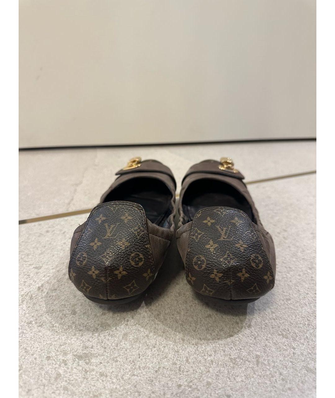 LOUIS VUITTON Коричневые кожаные балетки, фото 4