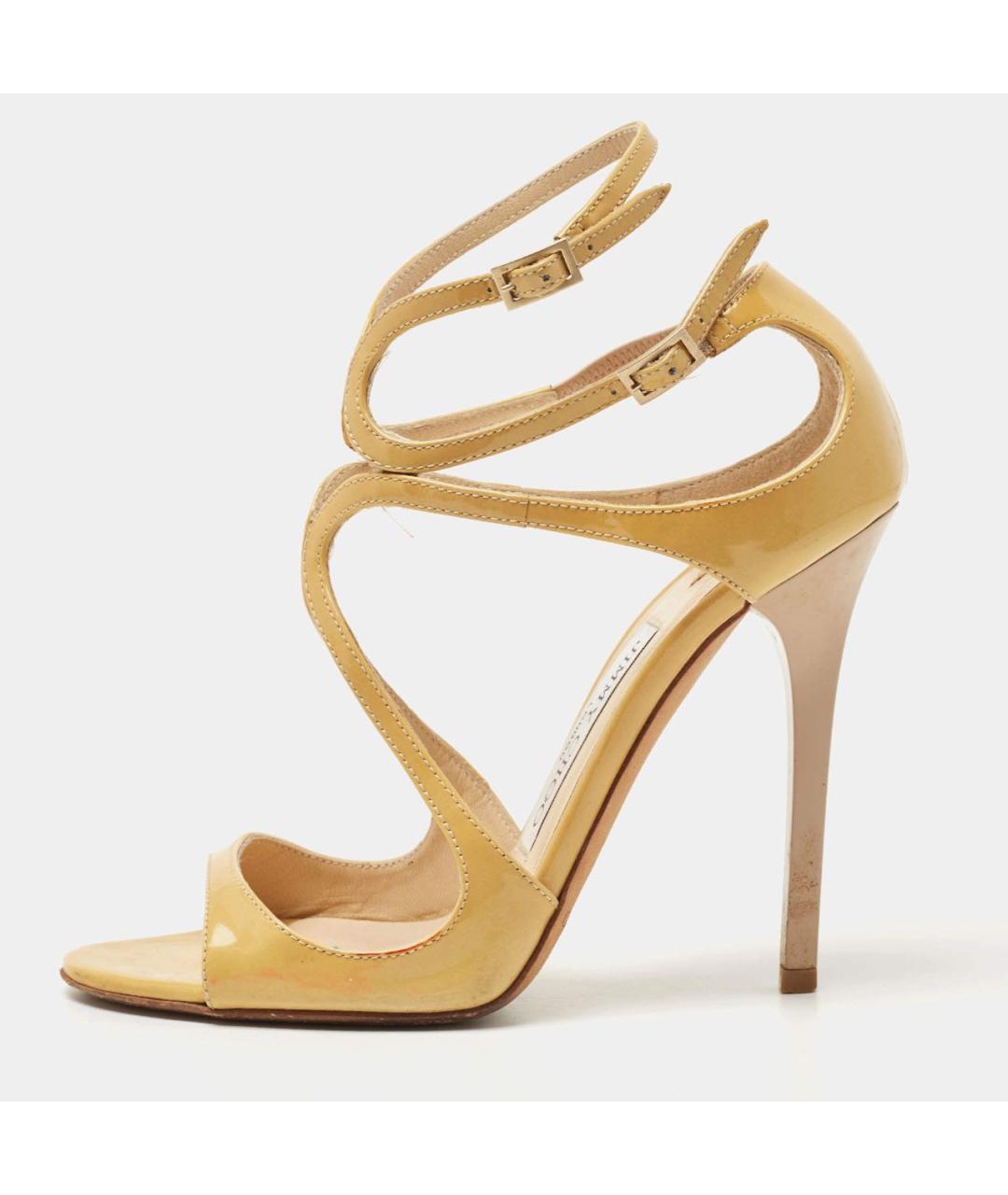 JIMMY CHOO Бежевые босоножки из лакированной кожи, фото 5