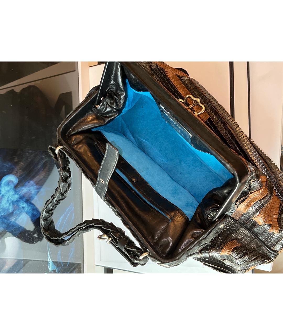 BOTTEGA VENETA Коричневая кожаная сумка с короткими ручками, фото 4