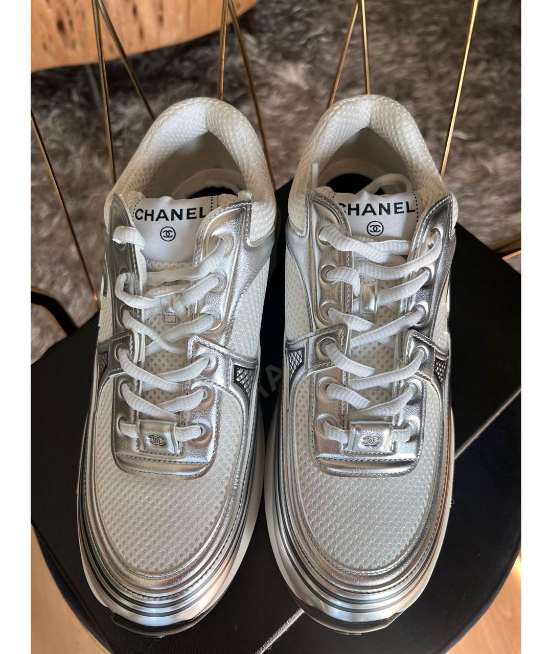CHANEL PRE-OWNED Серебряные неопреновые кроссовки, фото 3